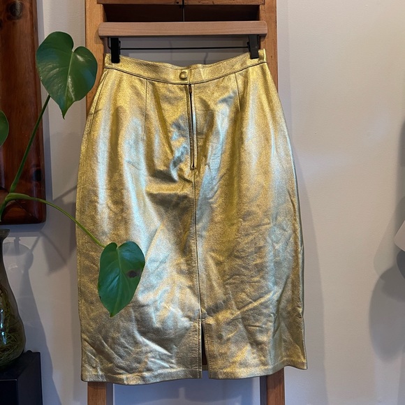 Vintage Julian K. SZ 10 Gold Metallic Real Leather Pencil Skirt! - Picture 16 of 16